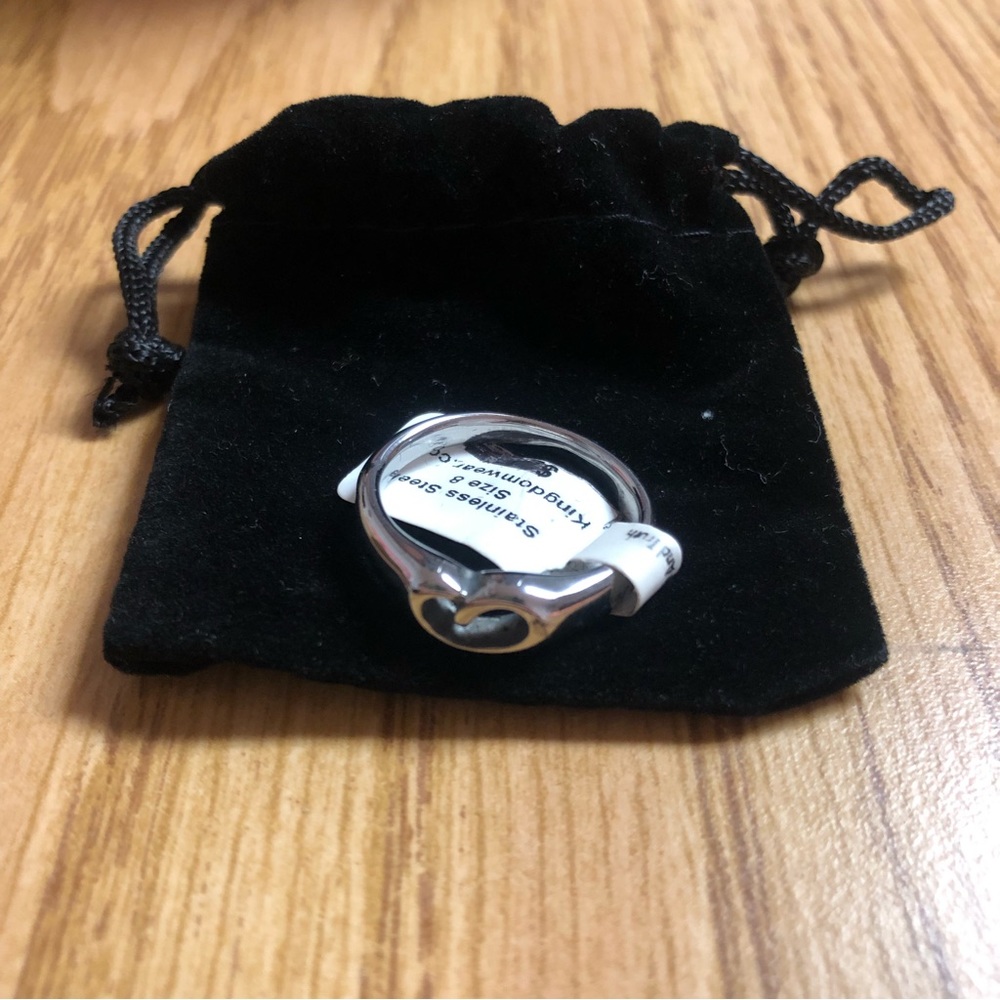 Kingdomwear Stainless Steel Ring Womens Size 8